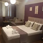 Fotiadis - Old Town Cosy Retreat!