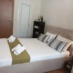 Fotiadis - Old Town Cosy Retreat!