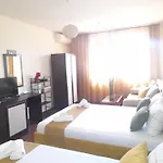 Fotiadis - Old Town Cosy Retreat!
