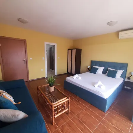 Cosy And Spectacular Fotiadis Apartment