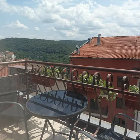 Fotiadis - Old Town Cosy Retreat! Апартаменты Велико-Тырново