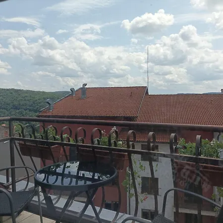 Апартаменты Fotiadis - Old Town Cosy Retreat! Велико-Тырново